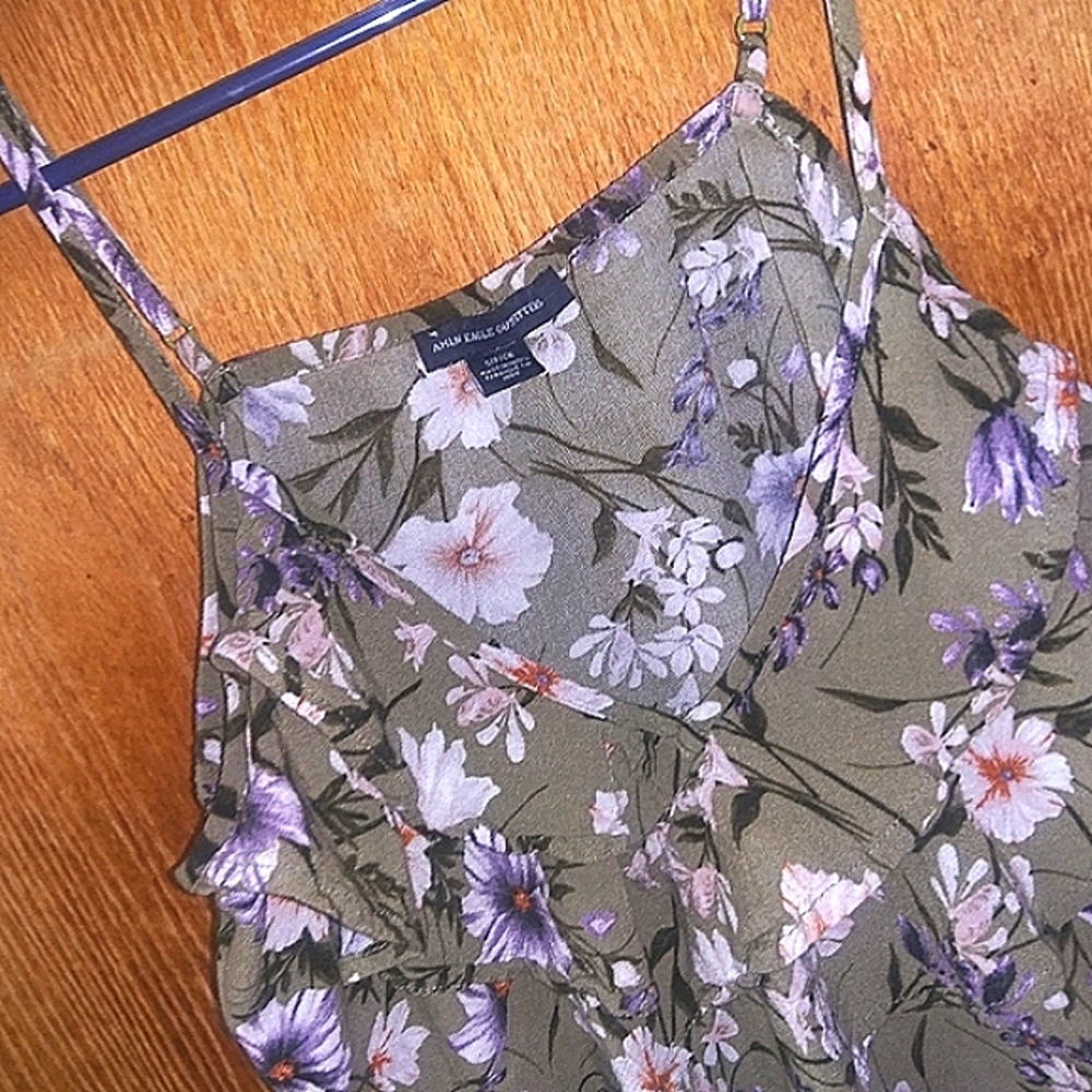 AE Floral Ruffle Tank - Picture 4 of 8